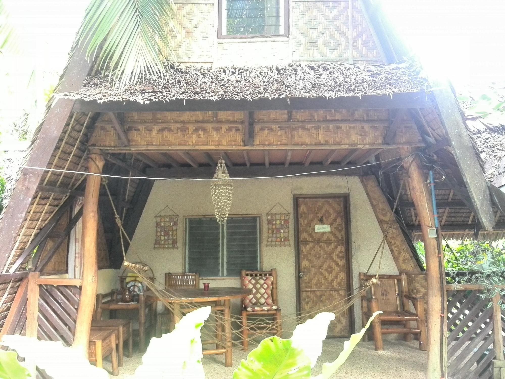 Bananaland Cottages Tawala  Kültér fotó