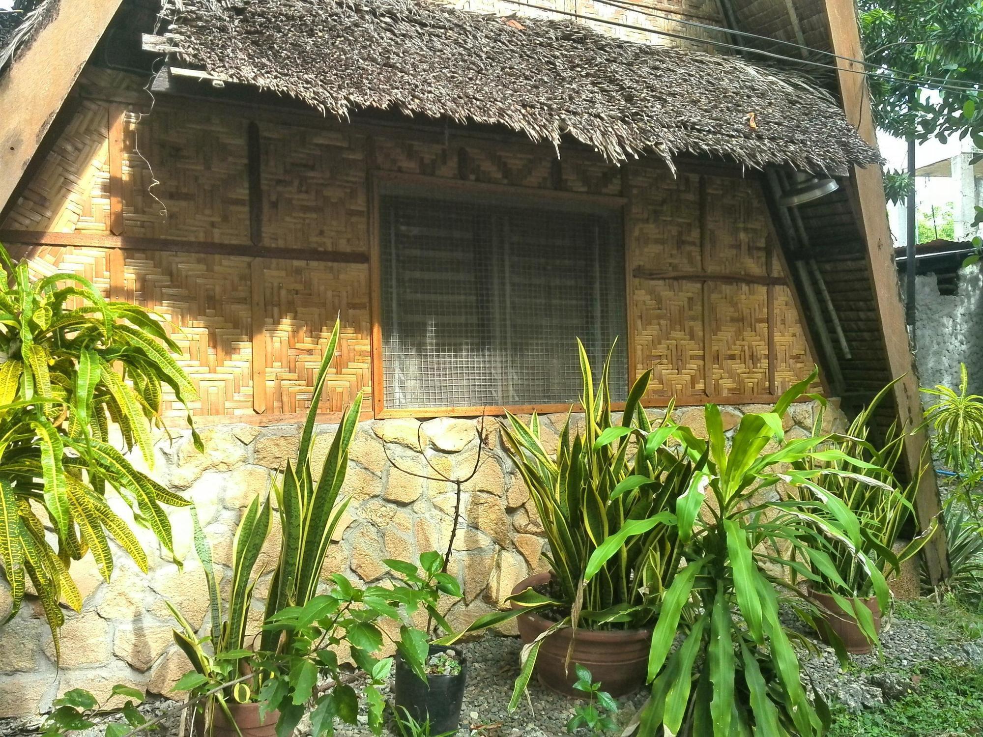 Bananaland Cottages Tawala  Kültér fotó