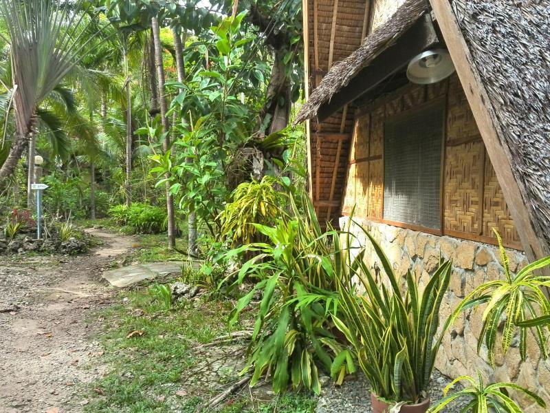 Bananaland Cottages Tawala  Kültér fotó